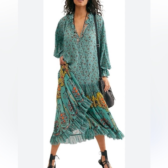 Free People Dresses & Skirts - Free People Feelin Groovy Maxi Dress- Boho